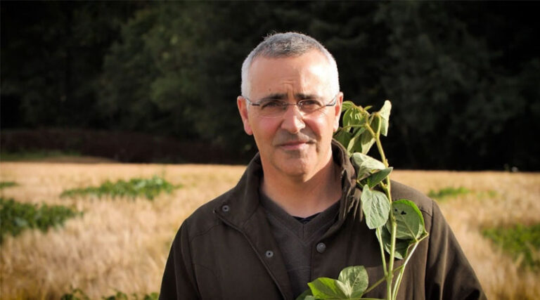 Professor Pete Iannetta Elected Chair Of UK Legume Research Community