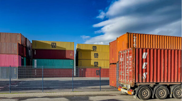 India's Paraquat Review Triggers Import Rush from China as Industry Awaits Regulatory Decision