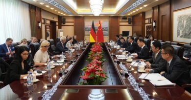 Minister Zhang Zhu Meets with German Federal Minister of Agriculture, Food and Regional Identity Alois Rainer