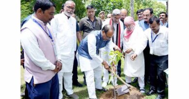 Vriksh Mitra Parivar’ Will Have A National Structure, Organised Campaign From Village To National Level: Shivraj Singh Vriksh Mitra Parivar’ Will Have A National Structure, Organised Campaign From Village To National Level Shivraj Singh