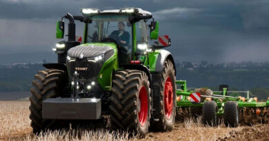Fendt 1000 Vario Gen4 — 550 hp and the Largest Standard Tractor on the Market