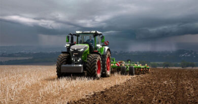 Fendt 1000 Vario — Up to 517 hp with the FendtONE Operating Platform