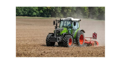 Fendt 200 Vario — Up to 124 hp, Fendt's Compact Tractor Redesigned Around Big-Tractor Tech