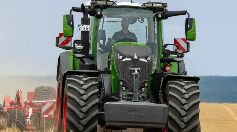 Fendt 800 Vario Gen5 — Up to 343 hp with a 7.6-Tonne Payload