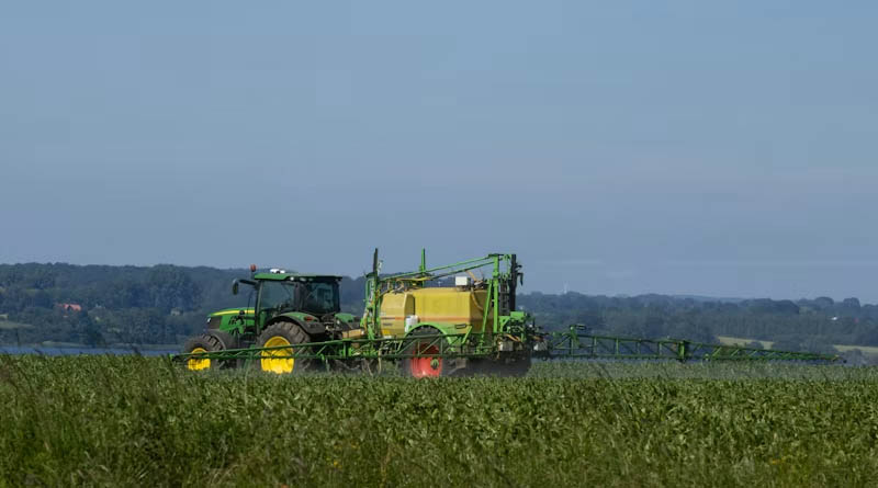 Study Finds Hundreds of EU-Banned Pesticide Ingredients Still Registered in Brazil