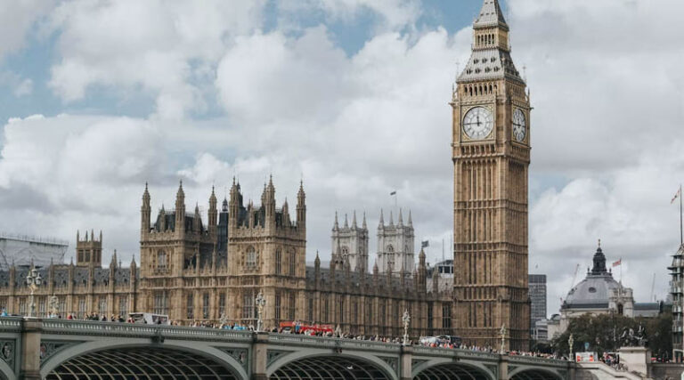 UK Farmers Demand Inheritance Tax U-Turn Before Budget