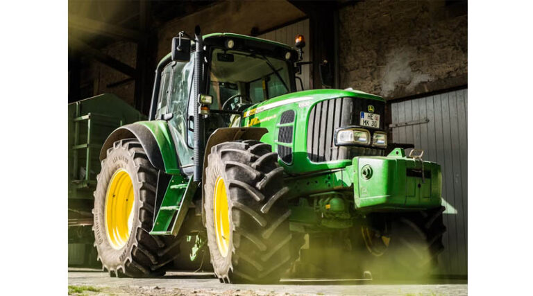 US Farm Equipment Sales Stay Deep in Contraction as Tractor Demand Keeps Falling