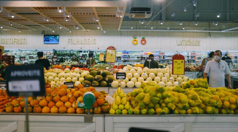 Global Food Prices Climb to Near Four-Year High, FAO Says