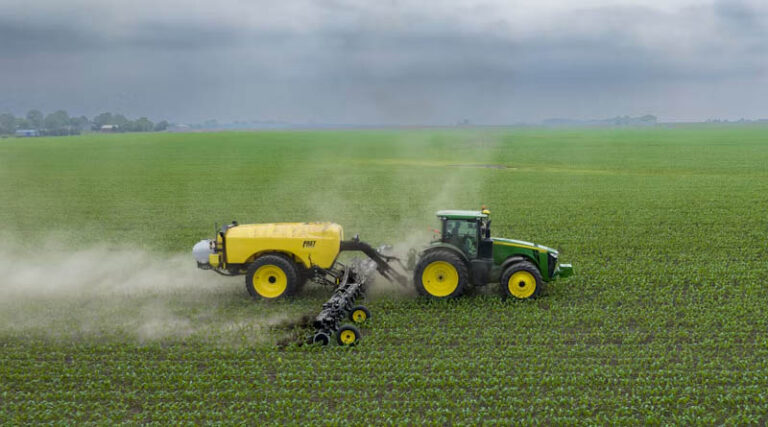 Peru's Suspension of Five Pesticides Draws Industry Criticism Over Incomplete Compliance