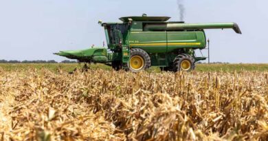 President Trump Announces $8 Billion Harvest Fuel Relief Program for US Farmers