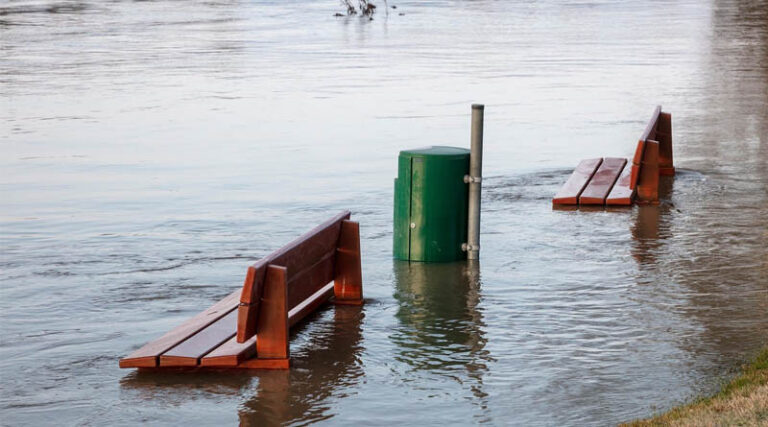 Thailand Floods Damage 1.64 Million Rai of Farmland, Hit 144,000 Farmers